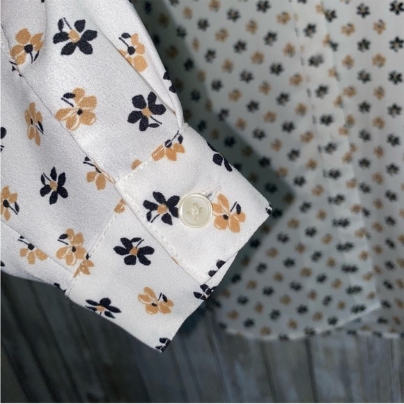 Ann Taylor White Floral Button Down - Picture 3 of 5